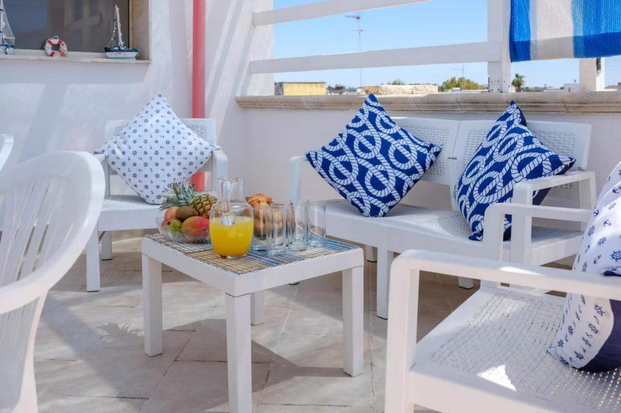 Emerald Residence Sleeps 12 With Sea View Porto Cesareo Eksteriør bilde